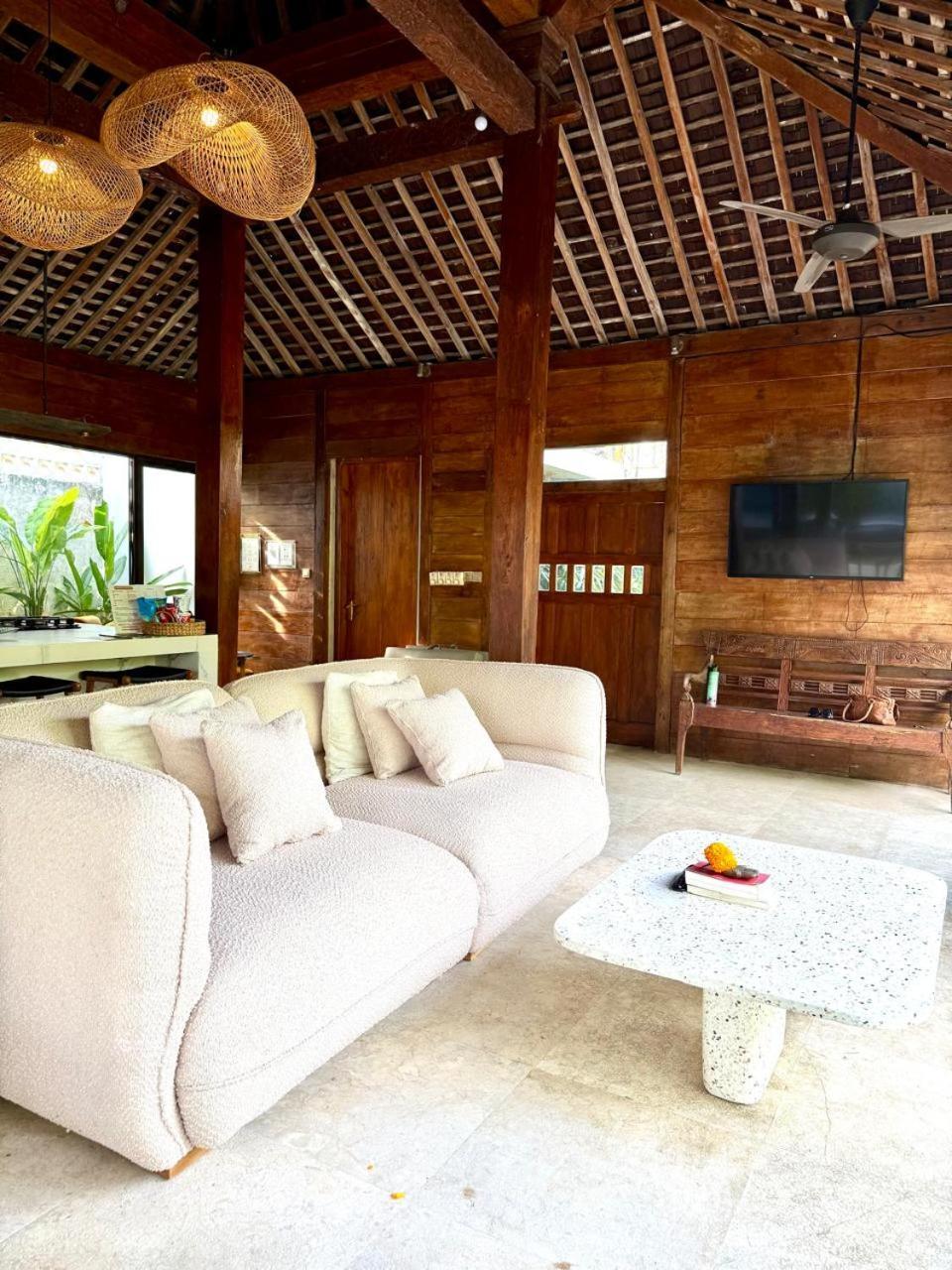 Elegant Casabianca - Tropical Pool & Garden, Near Potato Head Club! Villa Seminyak (Bali)