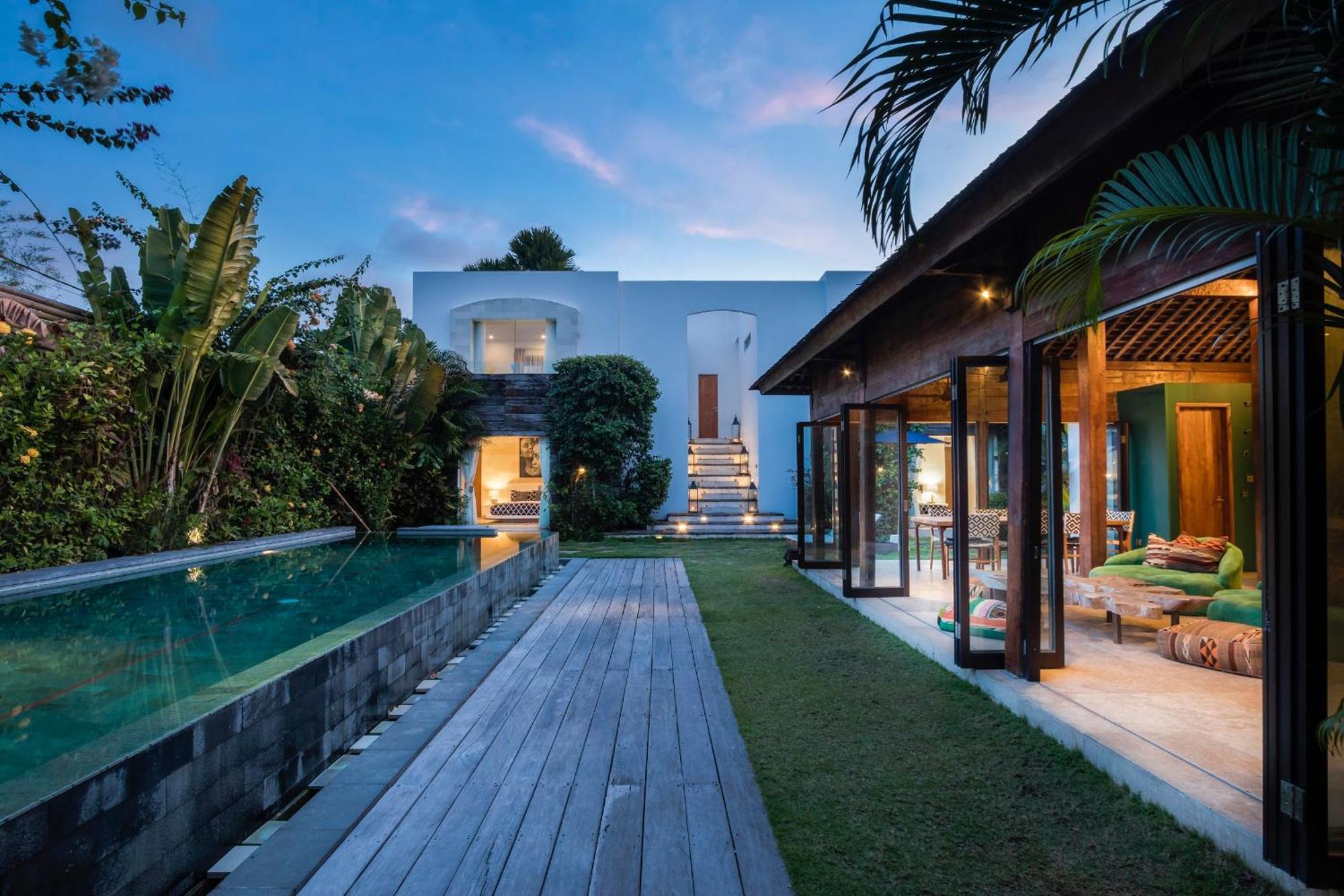 Villa Elegant Casabianca - Tropical Pool & Garden, Near Potato Head Club!